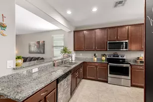 2430 E Alta Vista Rd, Phoenix, AZ 85042 - Photo 7