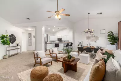 17536 W Desert View Lane, Goodyear, AZ 85338 - Photo 3