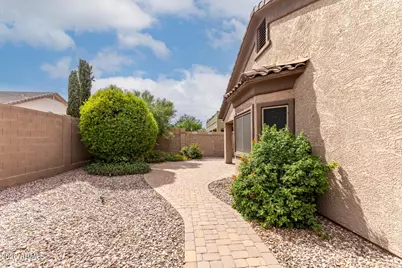 641 W Mesquite Tree Lane, San Tan Valley, AZ 85143 - Photo 25