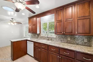 4902 E Osborn Rd, Phoenix, AZ 85018 - Photo 11