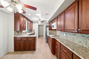 4902 E Osborn Rd, Phoenix, AZ 85018 - Photo 13