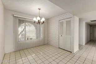 12402 N 47th Ave, Glendale, AZ 85304 - Photo 9