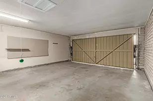 12402 N 47th Ave, Glendale, AZ 85304 - Photo 29