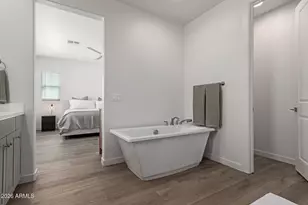 3746 E Earll Dr, Phoenix, AZ 85018 - Photo 23