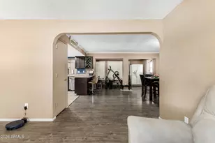 10513 W Diana Ave, Peoria, AZ 85345 - Photo 11