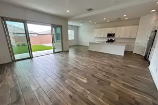 9321 W Sells Dr, Phoenix, AZ 85037 - Photo 11