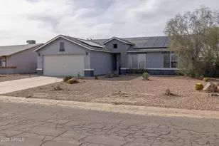 8276 W Tinajas Dr, Arizona City, AZ 85123 - Photo 3