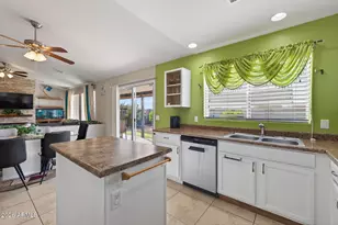 8276 W Tinajas Dr, Arizona City, AZ 85123 - Photo 11