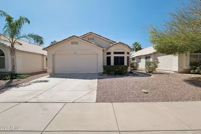 18642 N 42nd Street, Phoenix, AZ 85050 - Photo 1