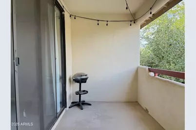 750 E Northern Avenue #Unit 2030, Phoenix, AZ 85020 - Photo 23