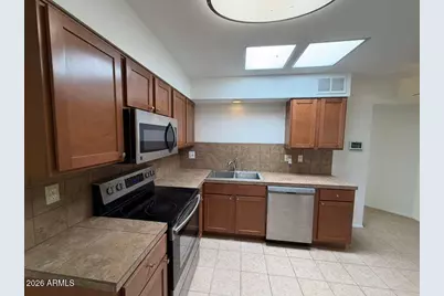 13221 N 110th Avenue, Sun City, AZ 85351 - Photo 3