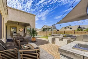 7904 S 29th Pl, Phoenix, AZ 85042 - Photo 9