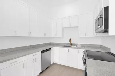 6825 N 81st Lane, Glendale, AZ 85303 - Photo 9