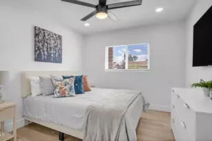 1026 E Concorda Dr, Tempe, AZ 85282 - Photo 37