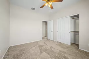 952 E Blue Spruce Ln, Gilbert, AZ 85298 - Photo 25