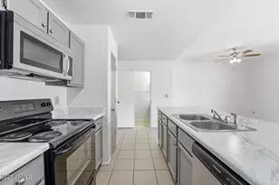 4114 E Union Hills Dr, Phoenix, AZ 85050 - Photo 5