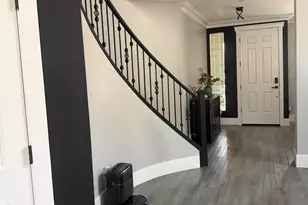 3204 W Lynne Ln, Phoenix, AZ 85041 - Photo 7