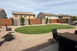 3204 W Lynne Ln, Phoenix, AZ 85041 - Photo 11