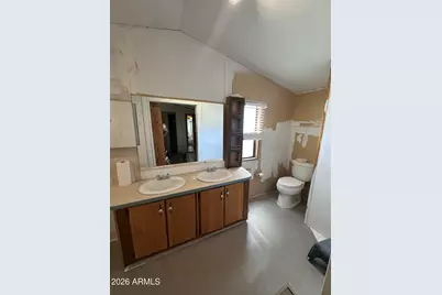 400 E Yuma Street, Huachuca City, AZ 85616 - Photo 11