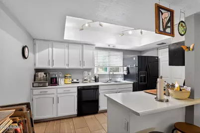 3031 N Civic Center Plaza #230, Scottsdale, AZ 85251 - Photo 11