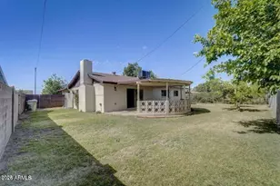 6310 W Berridge Ln, Glendale, AZ 85301 - Photo 31