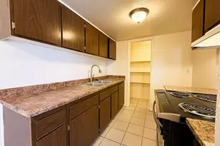 4029 W Mesquite Ln, Phoenix, AZ 85019 - Photo 7