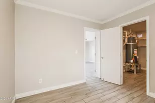 6402 S 44th St, Phoenix, AZ 85042 - Photo 7