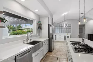 14436 N Coral Gables Dr, Phoenix, AZ 85023 - Photo 35