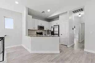 1380 S Sabino Dr, Gilbert, AZ 85296 - Photo 29