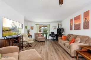 2426 E Sahuaro Dr, Phoenix, AZ 85028 - Photo 11