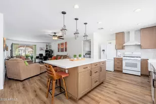 2426 E Sahuaro Dr, Phoenix, AZ 85028 - Photo 5