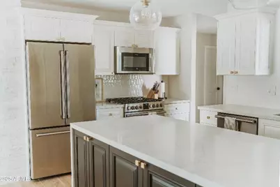 8737 E Rose Lane, Scottsdale, AZ 85250 - Photo 5