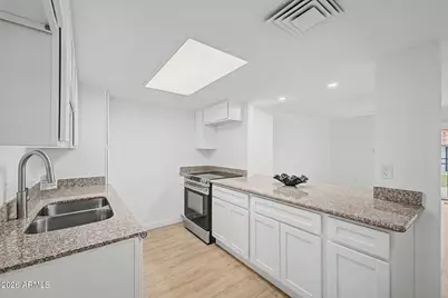 6814 N 35th Avenue #G, Phoenix, AZ 85017 - Photo 5