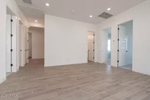 2571 E Alfonso Dr, San Tan Valley, AZ 85140 - Photo 9