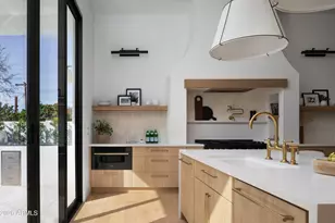 4120 N 44th Pl, Phoenix, AZ 85018 - Photo 11