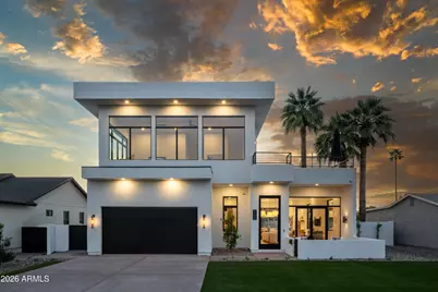 4120 N 44th Place, Phoenix, AZ 85018 - Photo 1