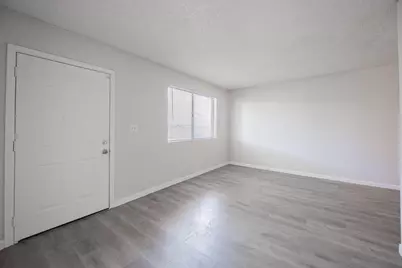 2352 E Broadway Road #B, Mesa, AZ 85204 - Photo 9