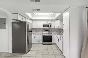 2221 W Turney Ave, Phoenix, AZ 85015 - Photo 9