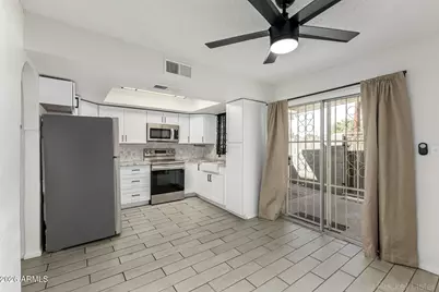 2221 W Turney Avenue #B, Phoenix, AZ 85015 - Photo 7