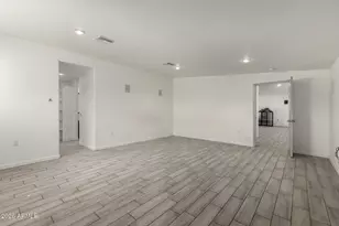 136 E Palmcroft Dr, Tempe, AZ 85282 - Photo 23