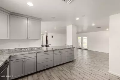 136 E Palmcroft Drive, Tempe, AZ 85282 - Photo 19