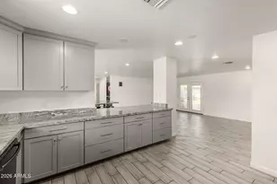 136 E Palmcroft Dr, Tempe, AZ 85282 - Photo 19