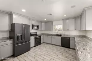 136 E Palmcroft Dr, Tempe, AZ 85282 - Photo 17