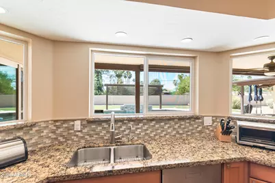 5601 E Charter Oak Road, Scottsdale, AZ 85254 - Photo 19