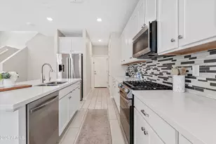 9310 E Sequence Ave, Mesa, AZ 85212 - Photo 7