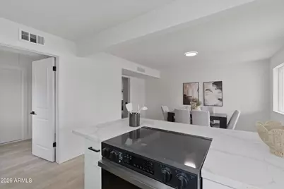 2211 W Windrose Drive, Phoenix, AZ 85029 - Photo 11