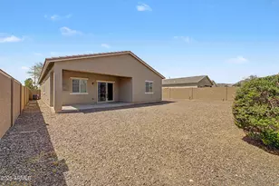 21254 W Hubbell St, Buckeye, AZ 85396 - Photo 31