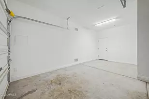 21254 W Hubbell St, Buckeye, AZ 85396 - Photo 29