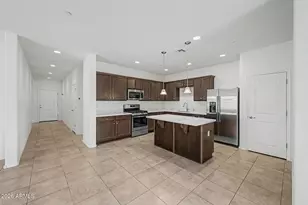 21254 W Hubbell St, Buckeye, AZ 85396 - Photo 9