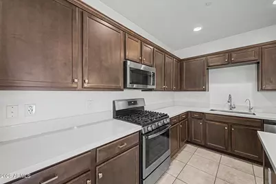 21254 W Hubbell Street, Buckeye, AZ 85396 - Photo 11
